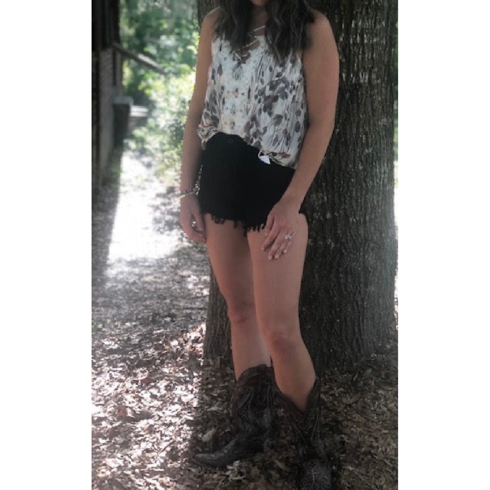 KanCan‎ Denim Shorts Women 27 Black High Rise Frayed Raw Hem 
New Boho